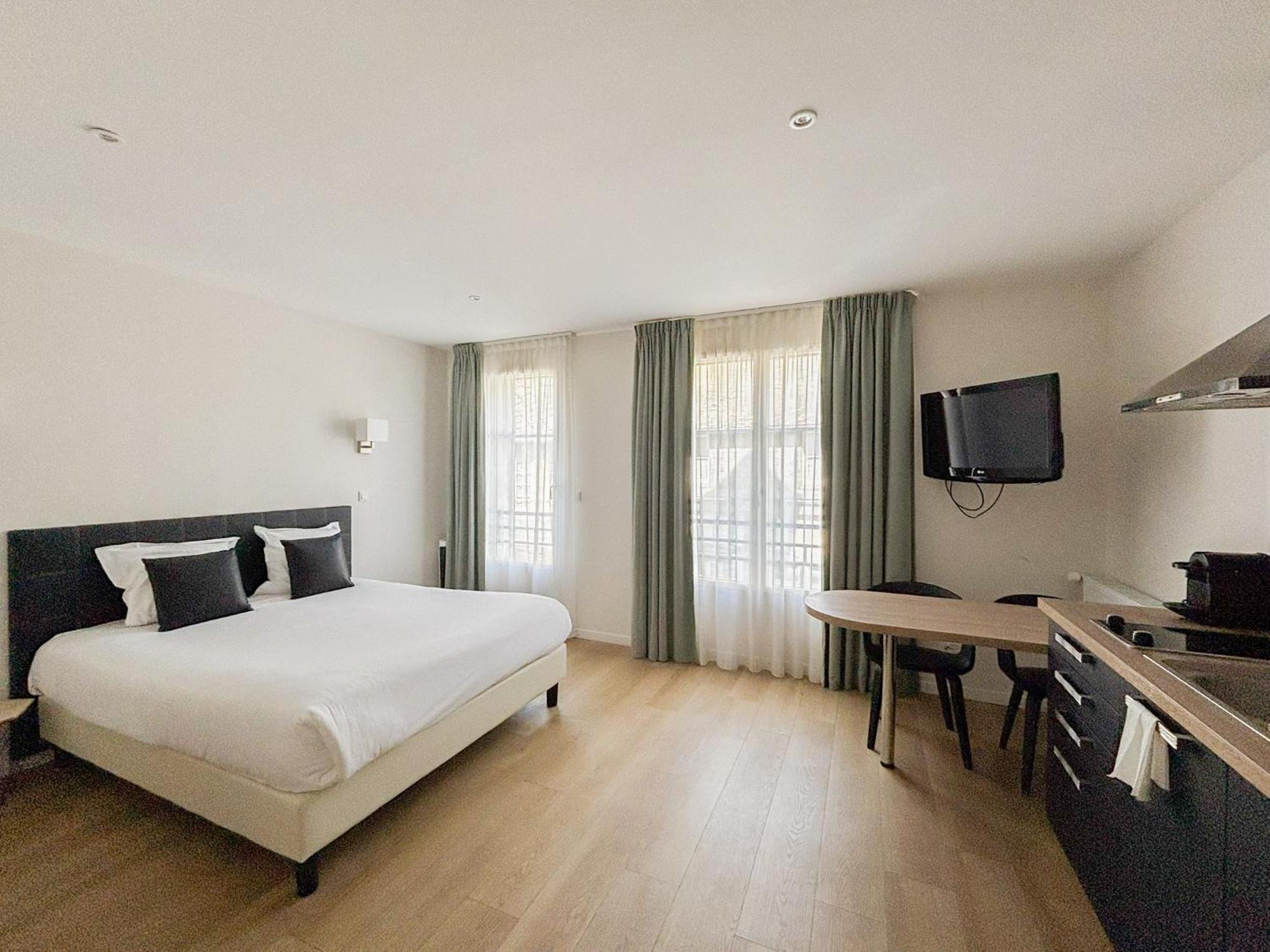 Les Maisons D'Eugene Appart'Hotel - Centre Historique Honfleur Ngoại thất bức ảnh